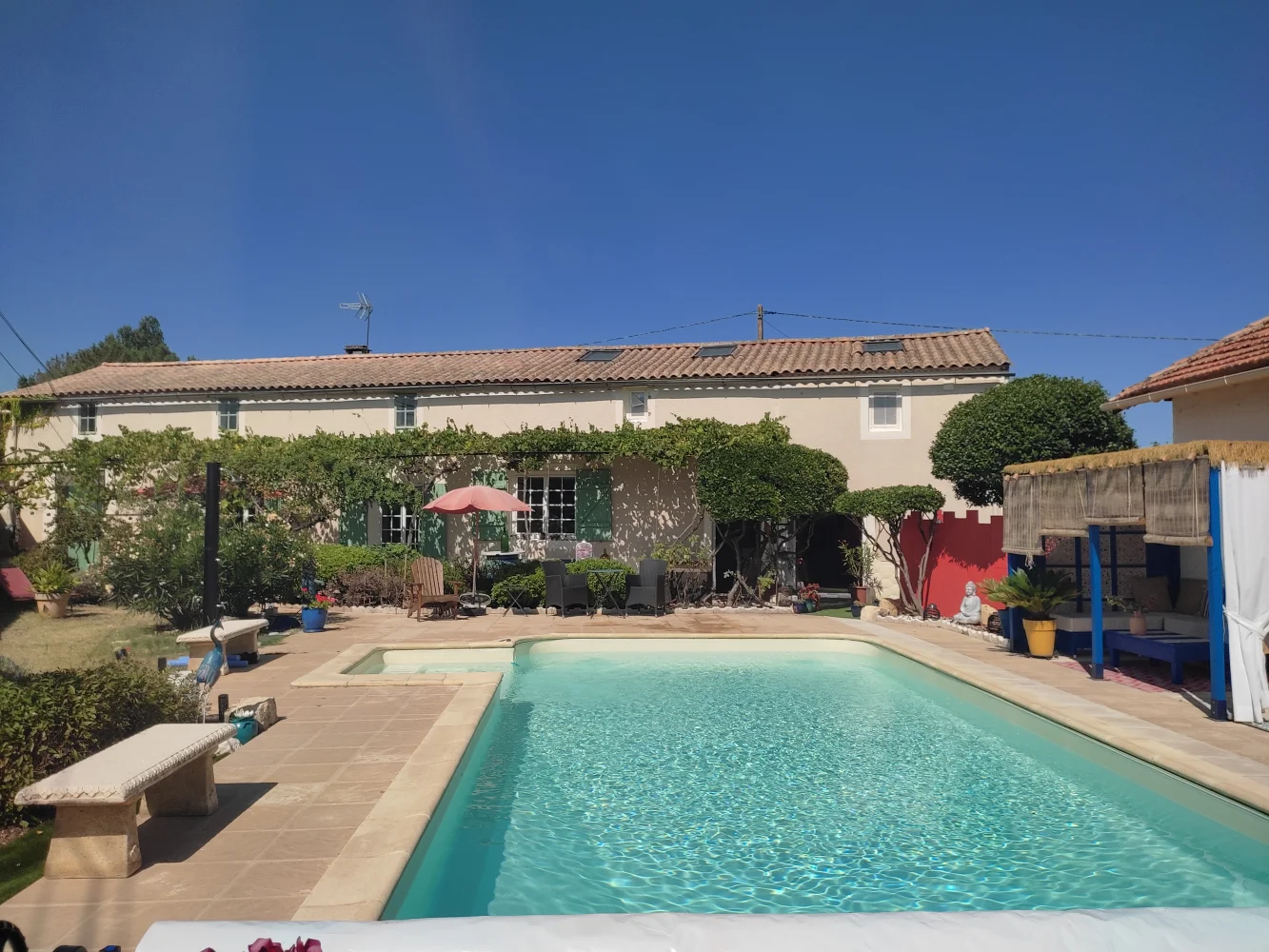 Stone Farmhouse with Pool and Independent 3 Gîte – Fibre Internet – Near Bergerac Dordogne