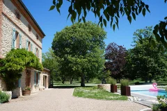 Character Property with Established Gite, Pool & 1 Hectare of Parkland – Near Albi