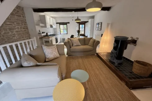 House 2 Lounge/Dining/Kitchen