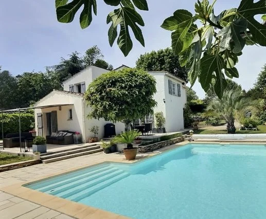 Detached Family Villa in Valbonne with Large Swimming Pool and Terraces
