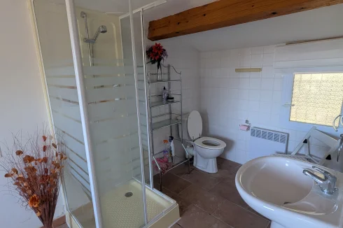 Ensuite bathroom
