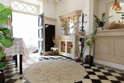 Renovated 1814 "Maison Bourgeoise'' in the Center of the Island of Noirmoutier, Plus Adjacent 1958 Building