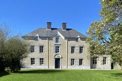Castle with 8 Bedrooms, 4 Bathrooms and a Swimming Pool