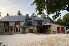 Farmhouse Built in the 19th Century, the Interiors of 3 Buildings Fully Renovated, South Facing, Motorway A89 10 mins Aw…