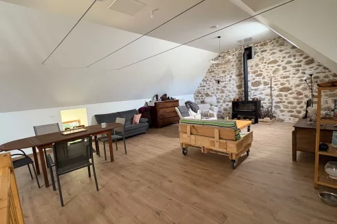 Barn upstaires lounge