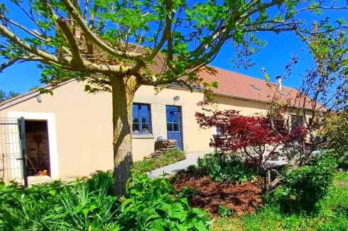 Renovated Cottage with Development Potential, Barn with 3 Horse Boxes, Outbuildings & 9ha / 22 Acres of Organic Nature L…