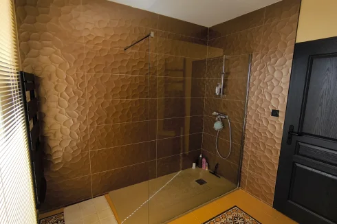 Salle de bain de la suite parentale