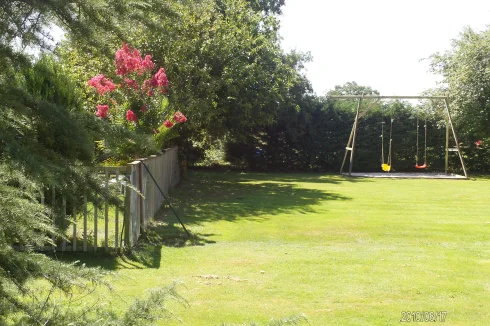 Wooded park of 3300m2