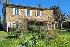 Charming Garden Villa 10 Min to Uzès: Cosy Family Home and Established Business ! "Mas Les Romarins"