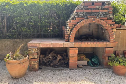 Barbecue in the yard