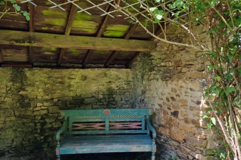 Covered seating area