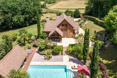 10 Minutes from Sarlat, an Exceptional Architect-Designed Property Combining Wood, Stone and Energy Efficiency