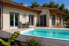 Detached House with Pool and Mountain Views