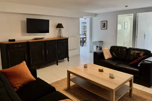 Large gite sitting room